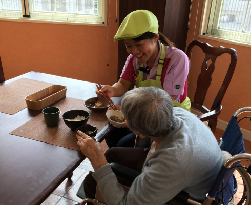 食事介助